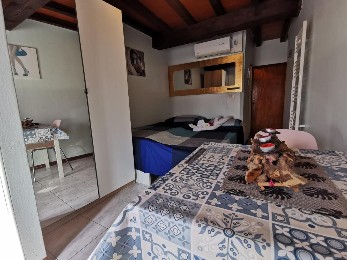 Piccola Stella Apartment Parma Luaran gambar
